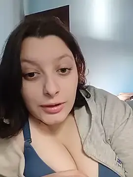 Yulixxx5  live sex cam