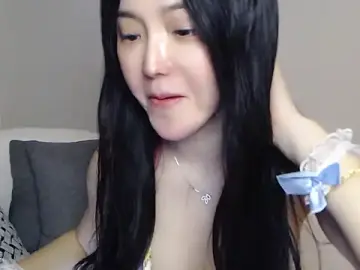 Ilovebananaboy  live sex cam