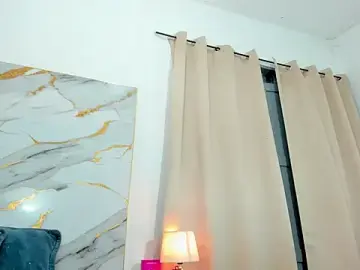 Lily_Evans0  live sex cam