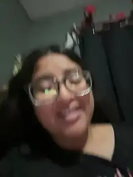 Nay_beby  live sex cam