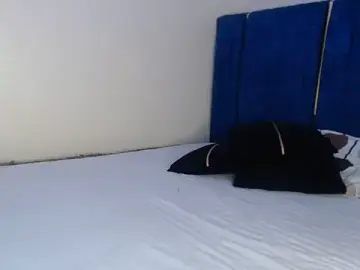 Pretty_malliey  live sex cam