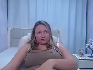 SallyVerda  live sex cam