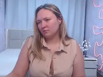 SallyVerda  live sex cam