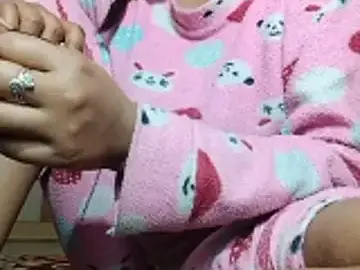 Your_pinki_19  live sex cam