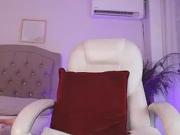 Alejalatinhot  live sex cam
