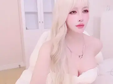 Candy_coia  live sex cam