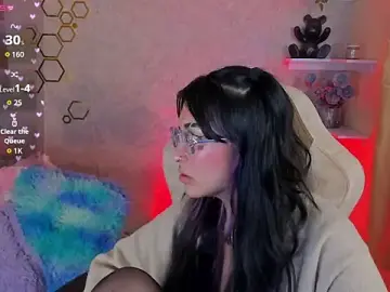 Mia_smoke_  live sex cam