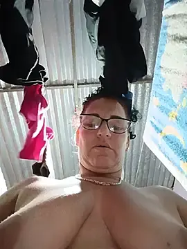 Tugordita-hot  live sex cam