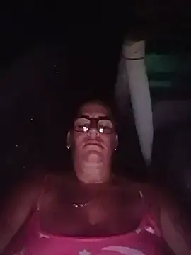 Tugordita-hot  live sex cam