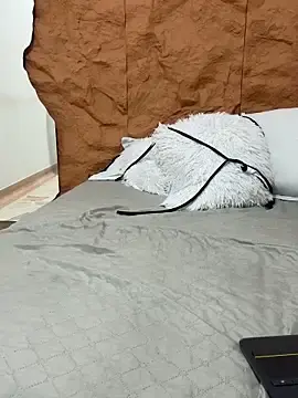 IvannaaVega  live sex cam