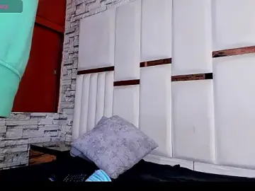 JulietaBlossom  live sex cam
