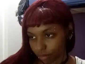 LorenaYounglove  live sex cam