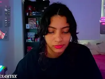 Lovelyamyy  live sex cam