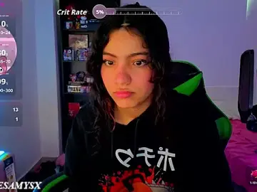 Lovelyamyy  live sex cam