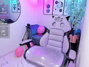 Tiara_rr  live sex cam