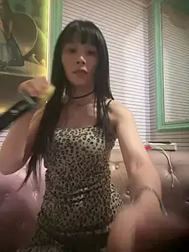 Pennyqueen  live sex cam