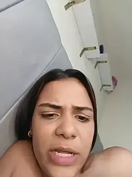 Roxxy9234  live sex cam