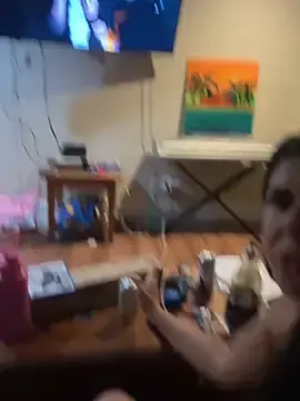 Volcomchic4  live sex cam