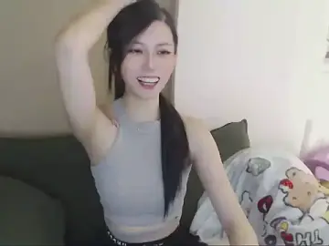 Whitecat13  live sex cam