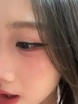 Alice-babyone  live sex cam