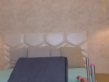 AriiNovoa  live sex cam
