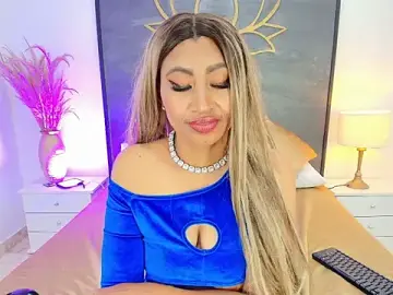 Kiara_Parker_  live sex cam