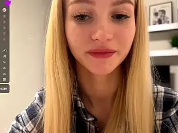 MelissaEvenns  live sex cam