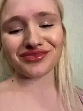 Polina7911  live sex cam