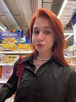 RosieDesire  live sex cam