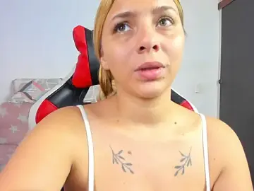 Lana-rosse  live sex cam