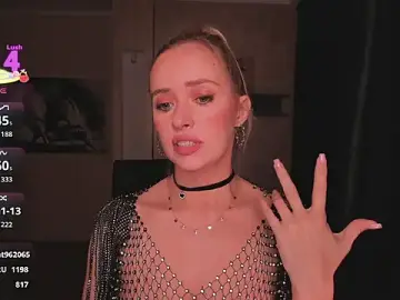 PrettieKate  live sex cam