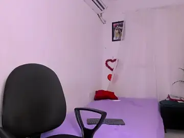 Hazel_slim  live sex cam