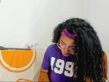 Moana_taylor  live sex cam