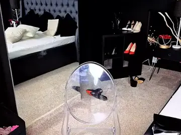 AlexiaKendall  live sex cam
