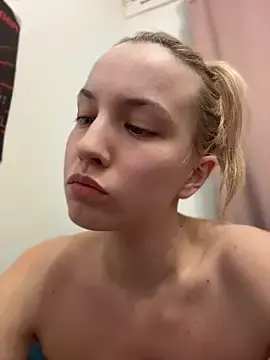 AmyAtlass  live sex cam