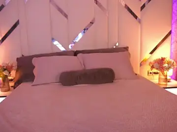 CuteeFoxy  live sex cam