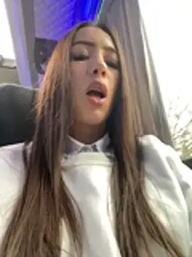 SweetBubblegum25  live sex cam