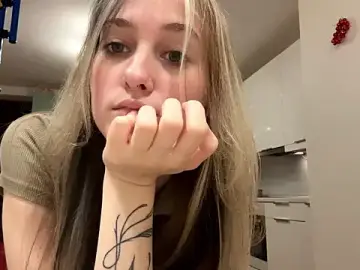 TraceeRebollar  live sex cam