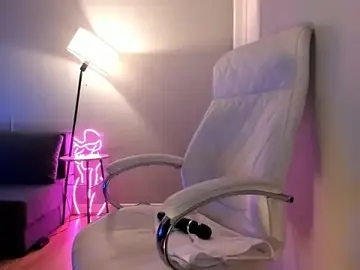 Akura011  live sex cam