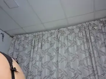 Valquiria_sirgun  live sex cam
