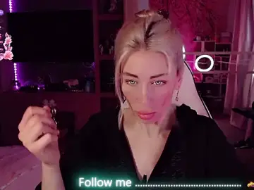AnnieGOld_  live sex cam