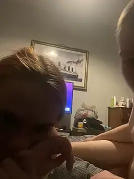 Englishgirly26  live sex cam