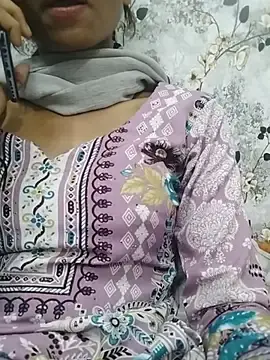 Hotty_lshu_  live sex cam