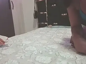 Royal_desire_  live sex cam