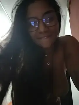 Sofythom1  live sex cam