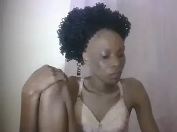 Sweetpetite254  live sex cam