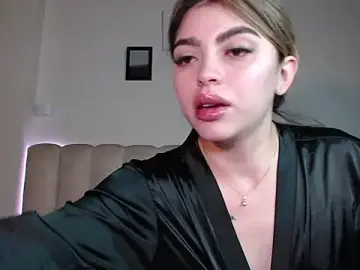 AlanaMartines  live sex cam