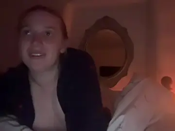 Ella-82  live sex cam