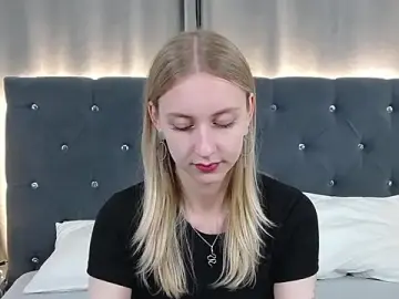 RachaelCute  live sex cam