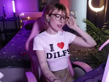 _Moonlight_t  live sex cam
